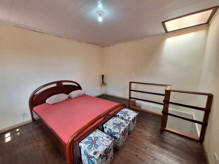 Casa Aconchegante Em Curitiba Ξενοδοχείο Εξωτερικό φωτογραφία